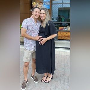 Flutter sleeve maternity dress